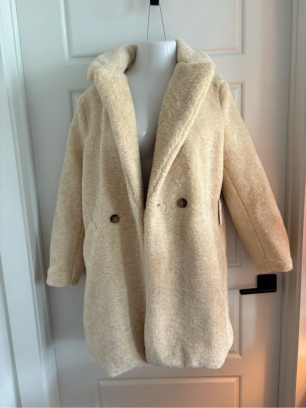 Forever 21 Cream Faux-Shearling Teddy Coat